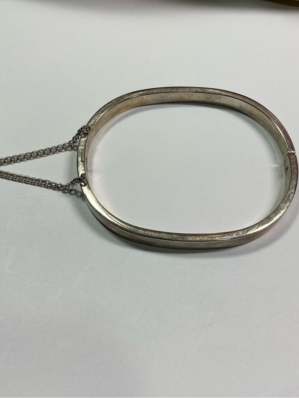 Silver Tone Oval Hinged Bangle Bracelet with Safety Chain - Women Jewelry